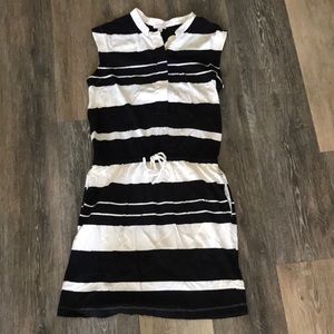 Gap summer dress. Black and white stripe sleeveless dress with pockets